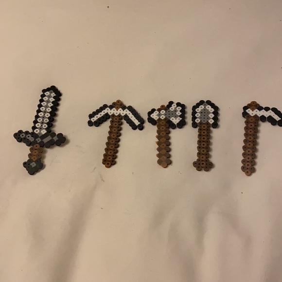 Complete Minecraft Tool Set - Picture 2 of 7